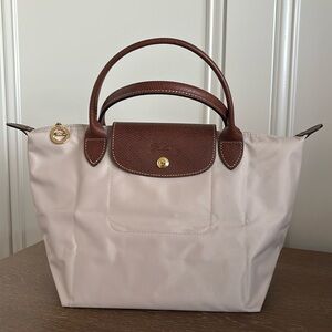 Brand New! Long champ Le Pliage Small Top Handle Handbag in Paper